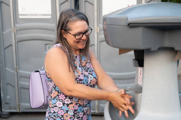Best Best portable toilet rental  in Fredonia, KS